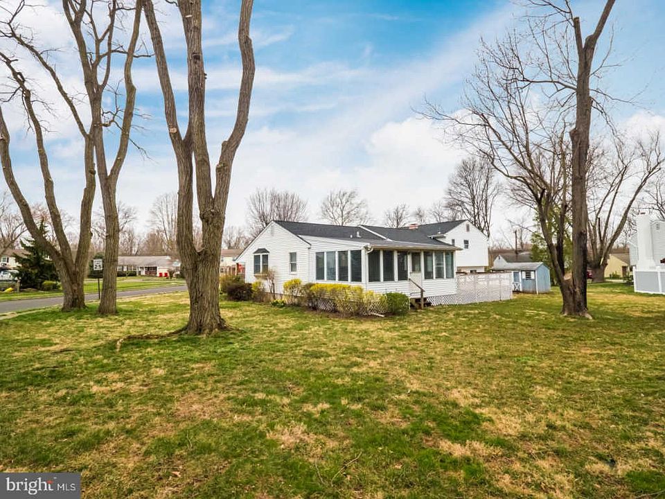 915 Log College Dr, Warminster, PA 18974 Zillow