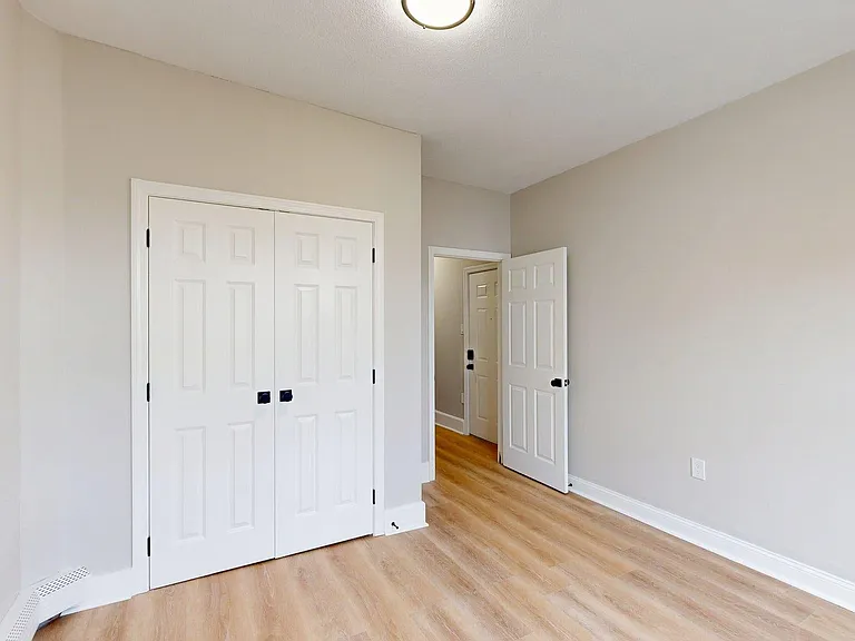 165 Hichborn St #5 — Photo 16