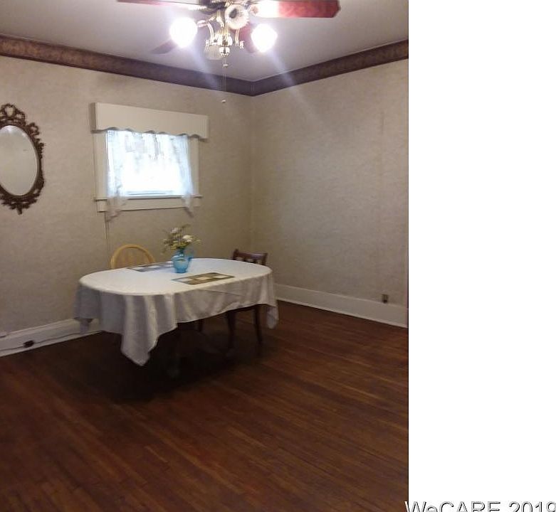 2nd image of 677 N Elizabeth St