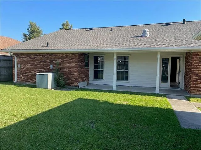 617 Meursault Dr — Photo 16