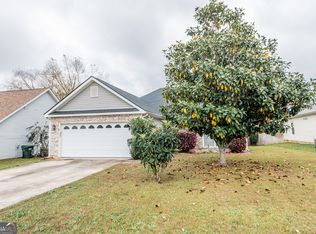 404 Cranesbill Dr, Bonaire, GA 31005