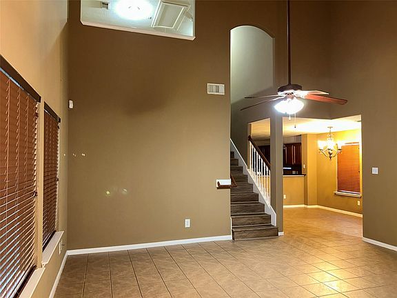 4th image of 10806 Tobar Falls Cir