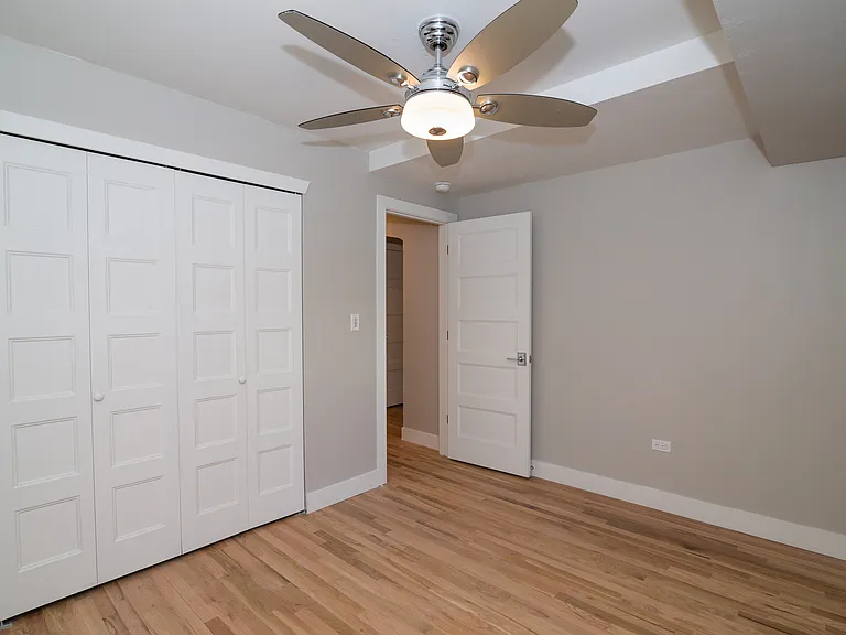 901 N Ogden St — Photo 32