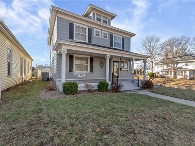 1701 Main St, Lexington, MO, 64067
