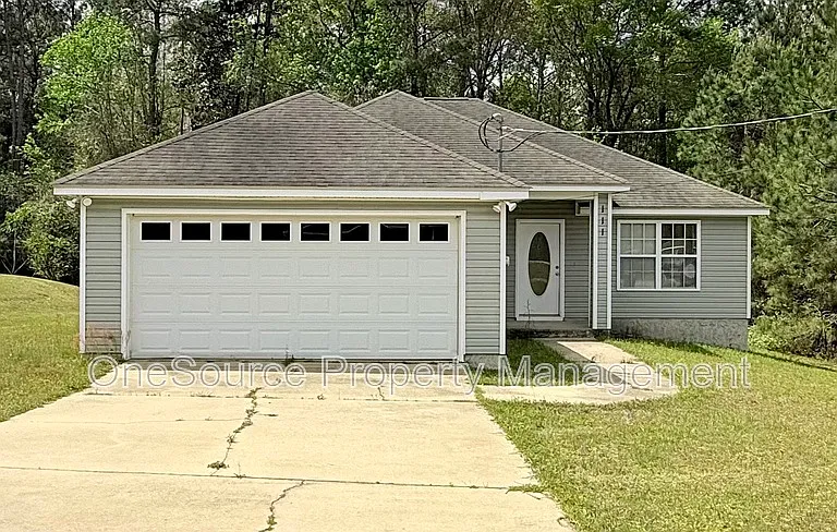 111 N Charles Willis Dr — Photo 1