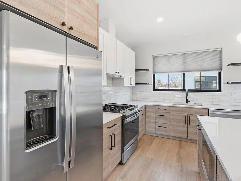 Bloom Street Townhomes — Photo 44