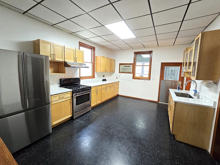 2726 S Princeton Ave #2 — Photo 12