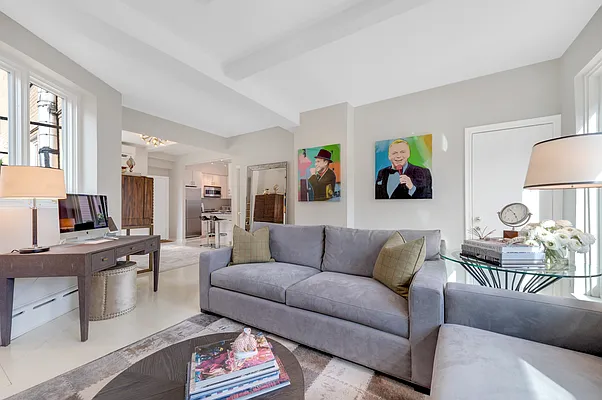 Sold by R New York | media 6