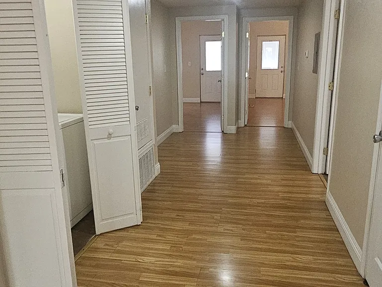 1804 G St — Photo 33