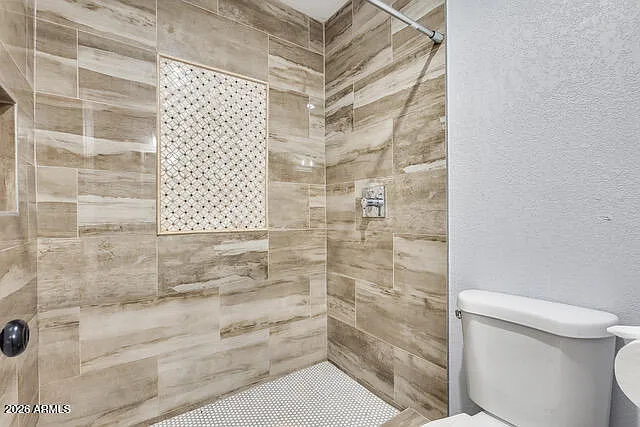 14018 N 44th Dr — Photo 16