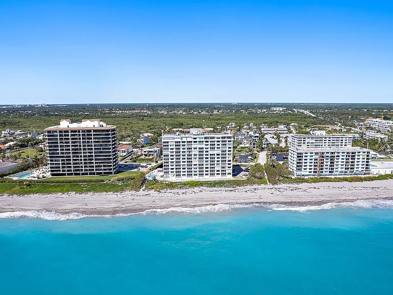 840 Ocean Dr #905 — Photo 42