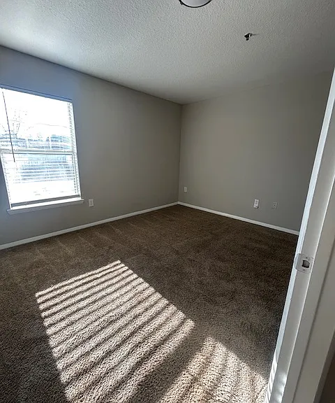 Reserve at Stillwater — Photo 10