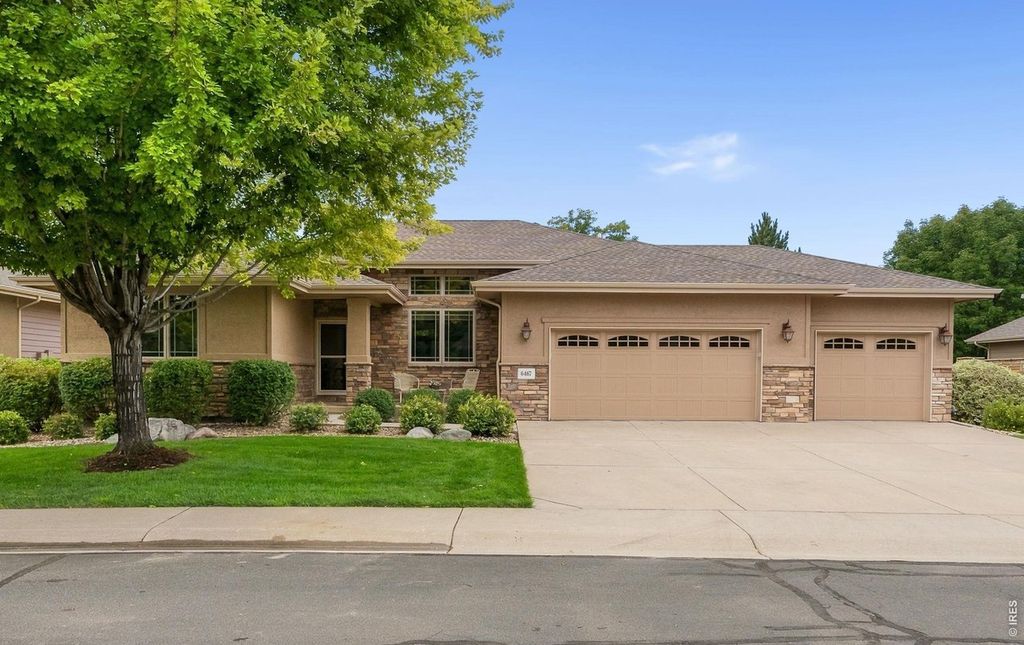 6467 Half Moon Bay Dr