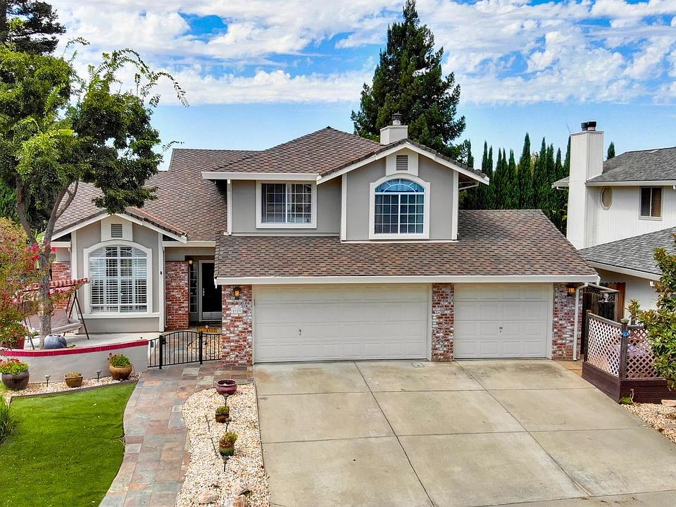 2nd image of 8329 Wind Flower Way