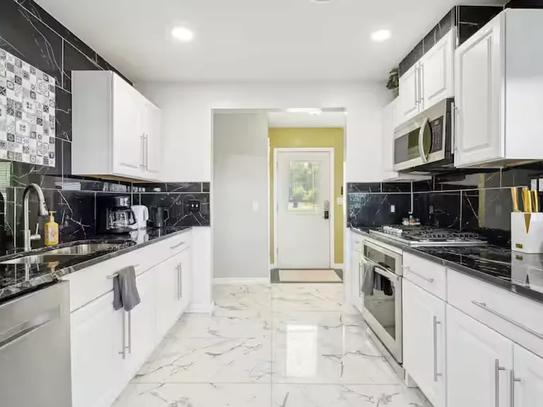 2026 Angus Dr — Photo 5