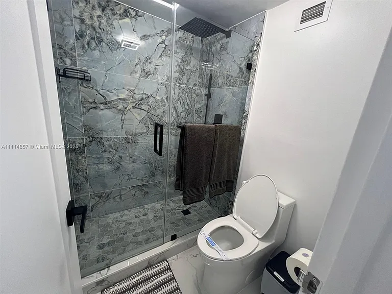 100 Lincoln Rd #1207 — Photo 10