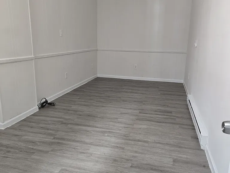 1263 Stuyvesant Ave #1 — Photo 2