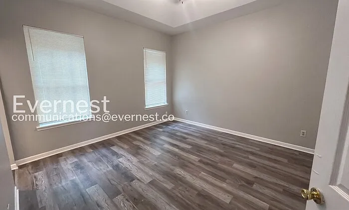 3828 Landgraf Cv — Photo 11