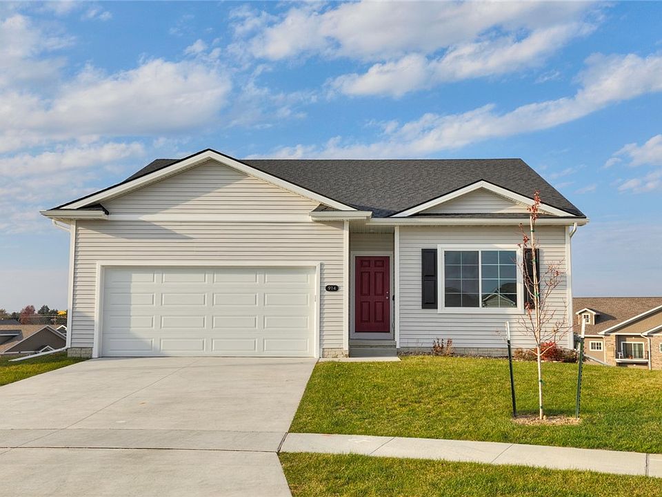 1st image of 914 Tuscany Dr SE