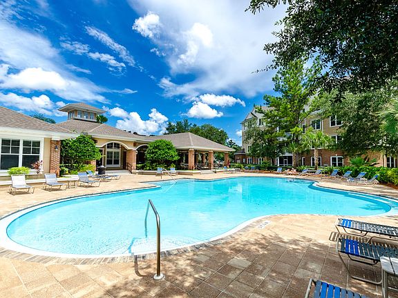 5th image of 13364 Beach Blvd Unit 818