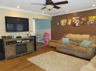 84 Crescent St, Yaphank, NY 11980