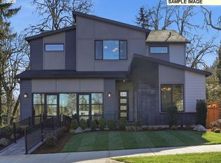 17580 Hillside Dr, West Linn, OR