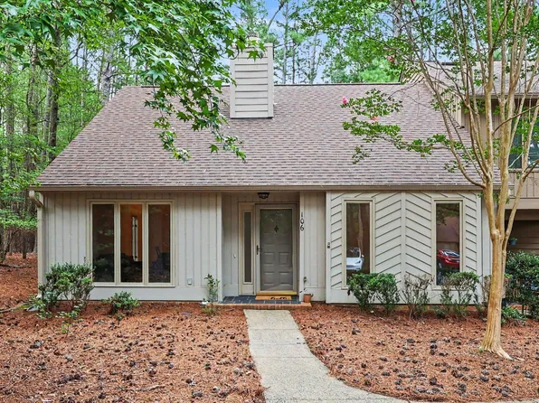 106 Old Stable Ct, Chapel Hill, NC 27514