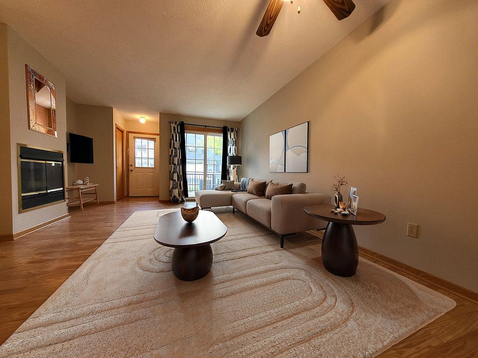 1st image of 1850 Donegal Dr APT 4