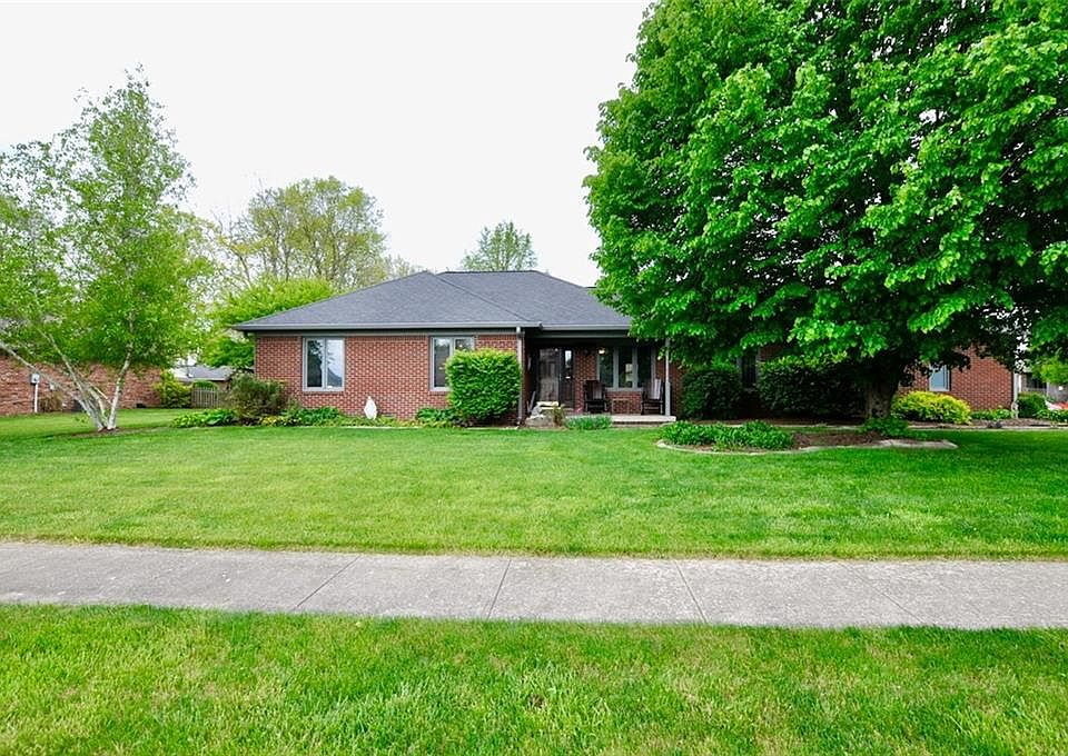 1st image of 1635 Dale Dr