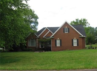 110 Raspberry Ln, Anderson, SC 29621