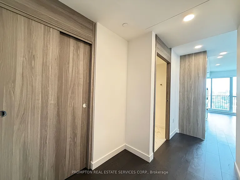 75 Billes Hts #1902 — Photo 21