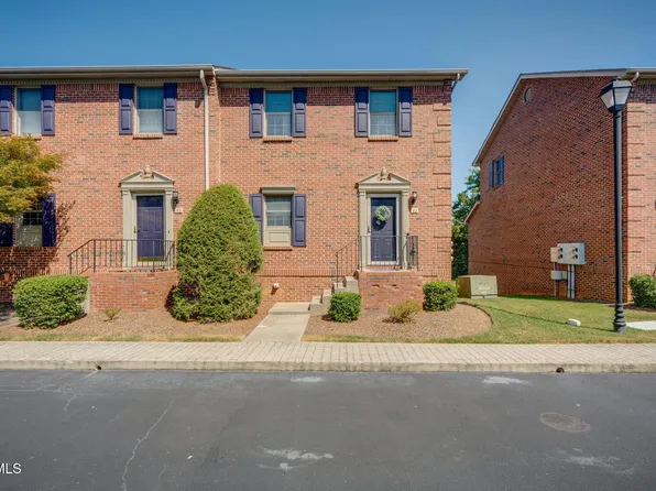 42 Oak Leaf Cir #42, Johnson City, TN 37601