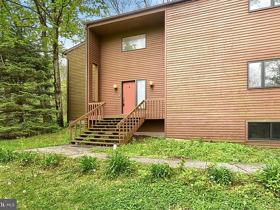 4th image of 8 Pheasant Dr