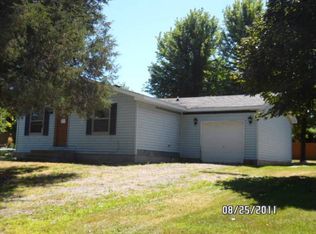 515 Elm St, Winneconne, WI 54986