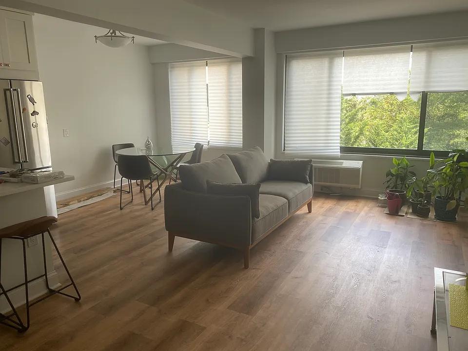 3601 Wisconsin Ave NW #407