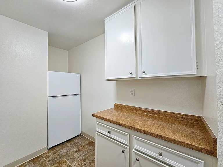 Lake Meadows Apartments — Photo 15