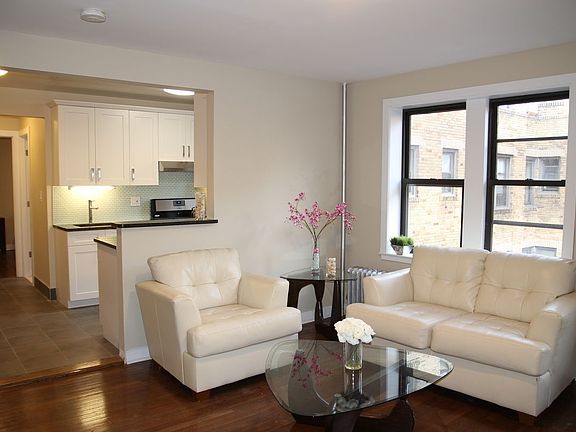 3rd image of 20-34 31st St #C5
