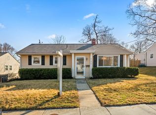 1910 Gainsboro Rd, Rockville, MD 20851