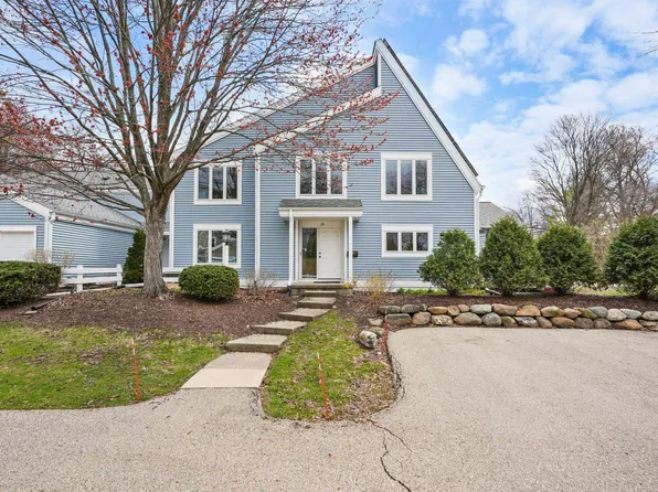 19 Red Maple Trl, Madison, WI 53717