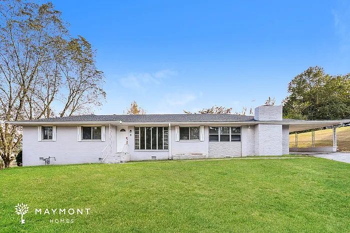 3 bed, 2.0 bath, 2079 sqft, $1,825 — Photo 1
