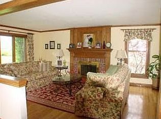 N53W15866 Creekwood Xing, Menomonee Falls, WI 53051