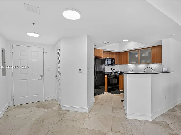 16699 Collins Ave #2404 — Photo 11