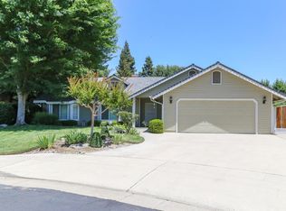 3021 Cypress Ave, Clovis, CA 93611