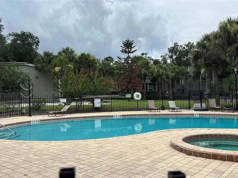 6010 Westgate Dr #303 — Photo 2
