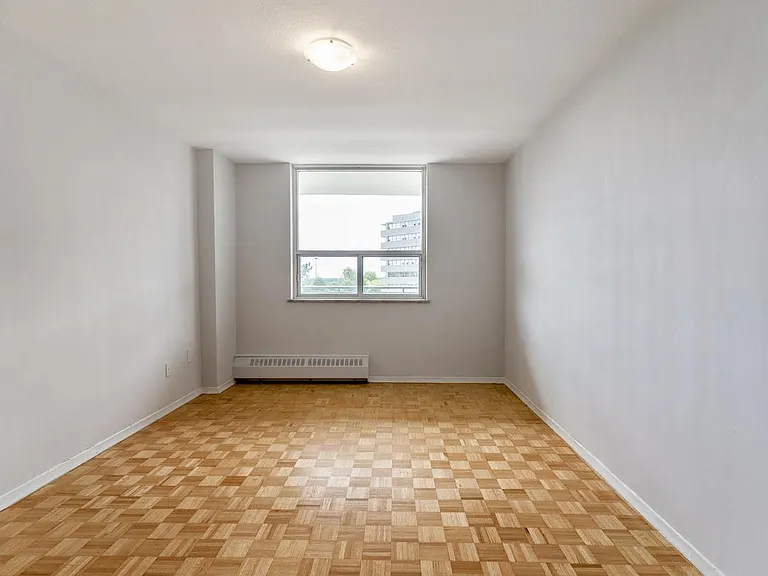 1216 York Mills Rd — Photo 10