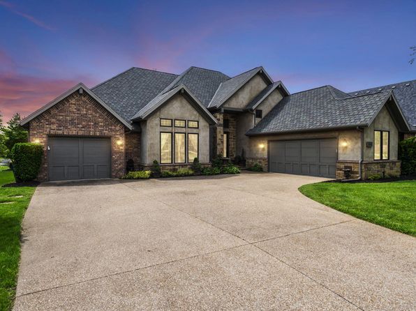 3260 W Rivulet Pass, Springfield, MO 65810