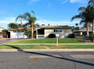 8946 Poppy Ln, Riverside, CA 92503