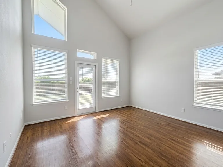 5901 Giovanni Pl — Photo 4