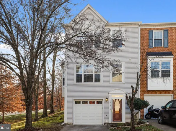 16701 Capon Tree Ln, Woodbridge, VA 22191