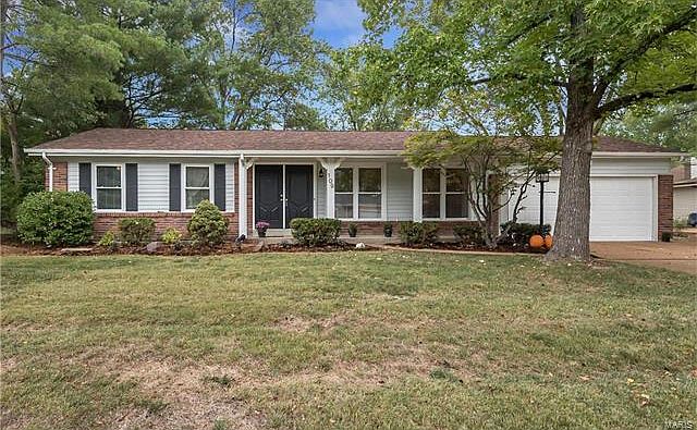 1st image of 109 Whitewater Dr
